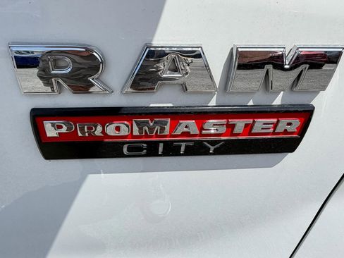 Used 2020 RAM ProMaster City Tradesman FWD image 9
