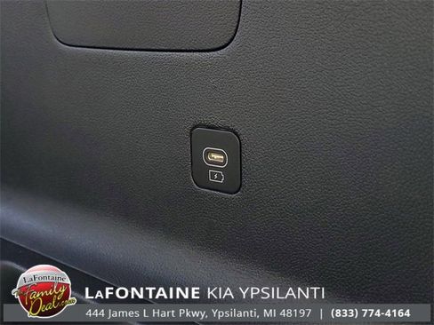 Certified 2025 Kia Sorento SX Prestige image 36