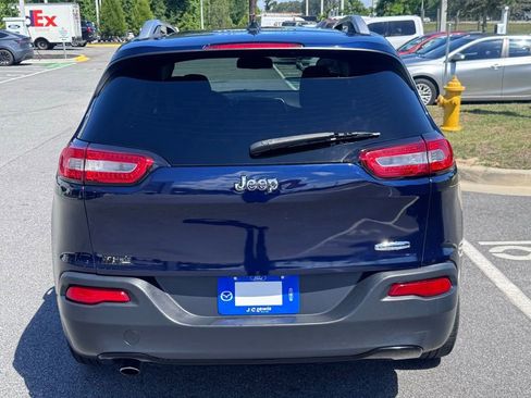 Used 2014 Jeep Cherokee Latitude FWD image 7