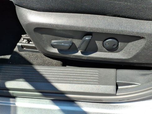 Certified 2023 Nissan Rogue SV AWD/4WD image 17