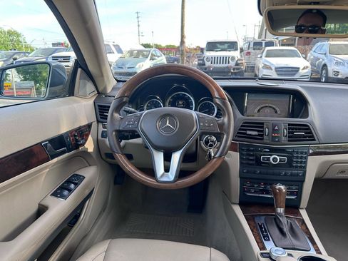 Used 2012 Mercedes-Benz E 350 Cabriolet image 26