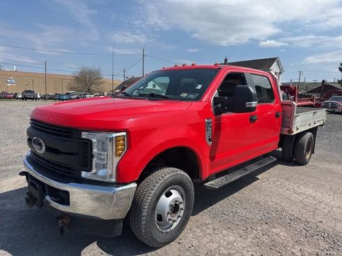 Used 2019 Ford F350 XL w/ Power Equipment Group AWD/4WD image 2