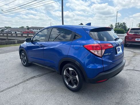 Used 2018 Honda HR-V EX image 3