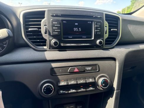 Used 2019 Kia Sportage LX AWD/4WD image 21