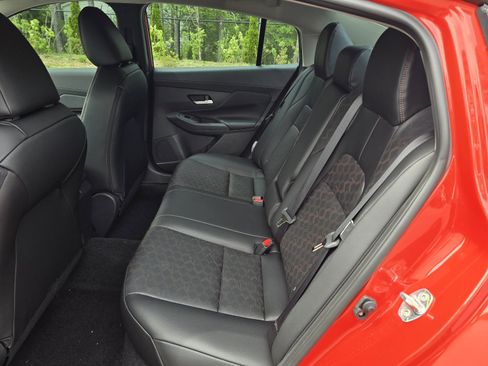 New 2026 Nissan Sentra SR FWD image 10