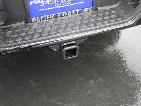 Used 2023 Chevrolet Colorado Z71 image 17