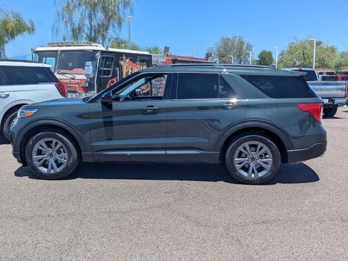 Certified 2022 Ford Explorer XLT w/ Equipment Group 202A RWD image 2
