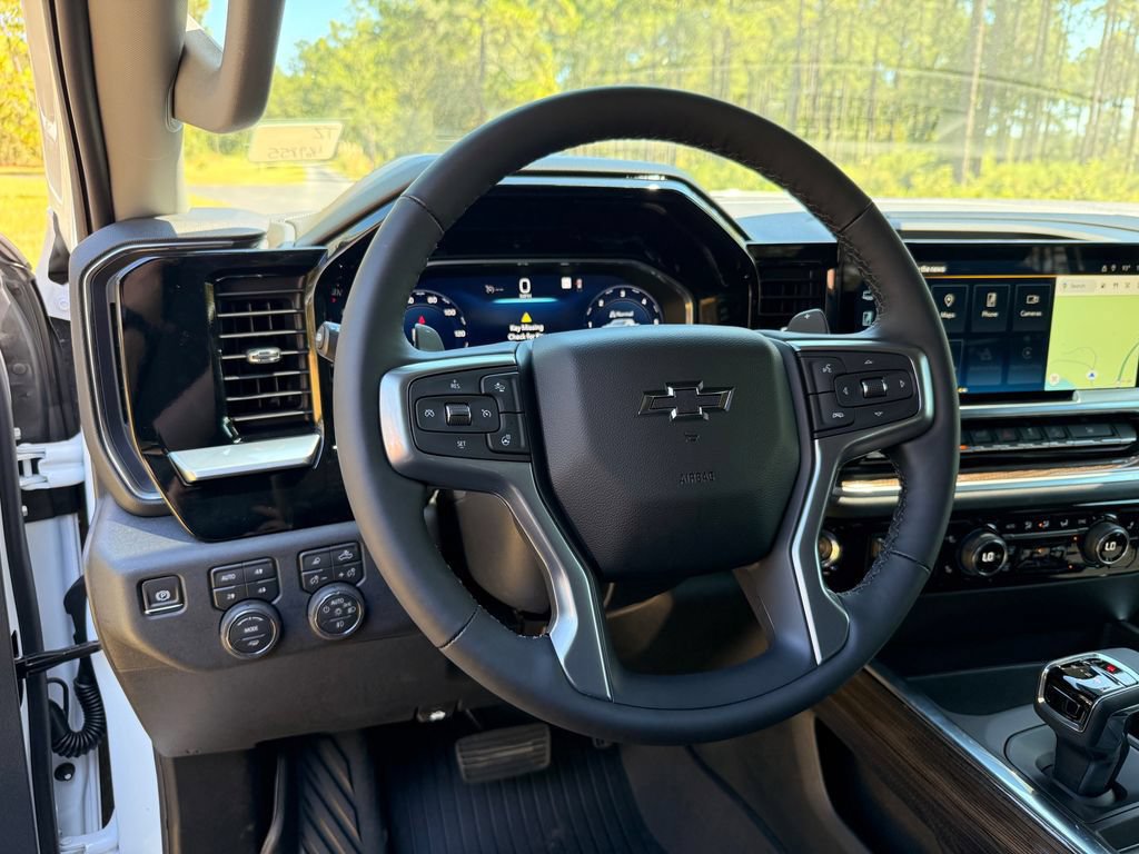 New 2026 Chevrolet Silverado 1500 RST AWD/4WD image 16