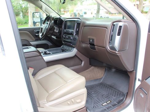 Used 2016 Chevrolet Silverado 2500 LTZ image 18