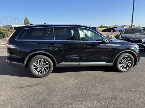 Used 2020 Lincoln Aviator AWD image 8
