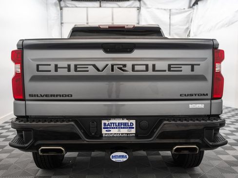 Used 2021 Chevrolet Silverado 1500 Custom Trail Boss w/ Safety Confidence Package AWD/4WD image 7