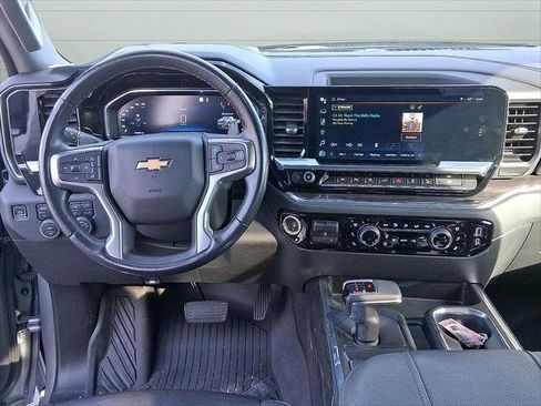 Used 2023 Chevrolet Silverado 1500 LTZ AWD/4WD image 14