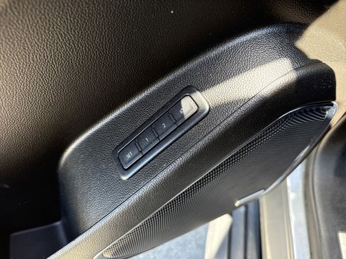 Used 2019 Chevrolet Tahoe LT image 13