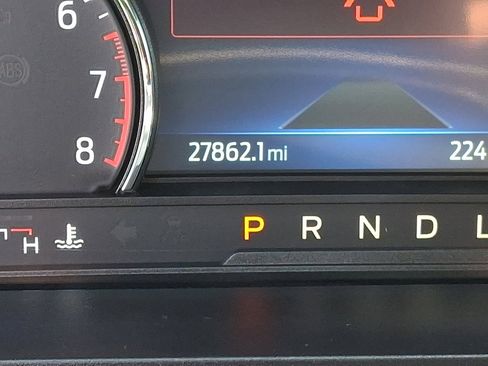 Used 2023 Ford Explorer XLT image 20