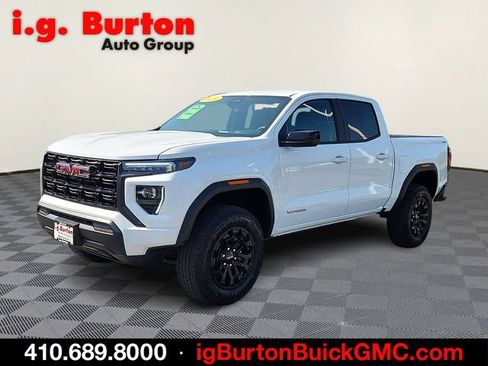 Certified 2026 GMC Canyon Elevation AWD/4WD image 3