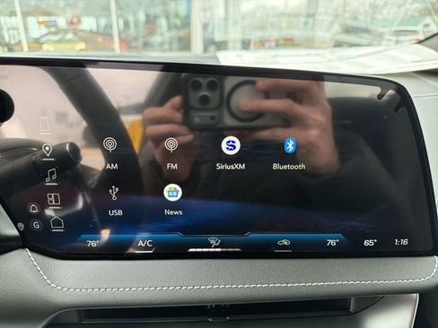 New 2026 Chevrolet Corvette Stingray Coupe w/ Battery Protection Package image 17