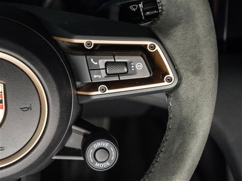 Used 2025 Porsche Taycan 4S image 20