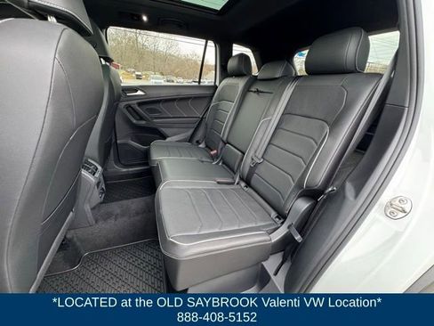 Certified 2023 Volkswagen Tiguan SEL R-Line AWD/4WD image 11