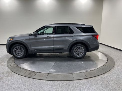 New 2026 Ford Explorer Active image 9