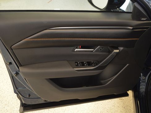 New 2025 MAZDA CX-50 AWD 2.5 Hybrid w/ Weather Package image 14