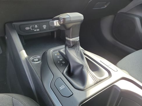 Used 2025 Kia K4 FWD image 22