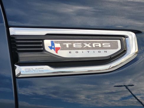 Used 2022 GMC Sierra 1500 SLT image 6