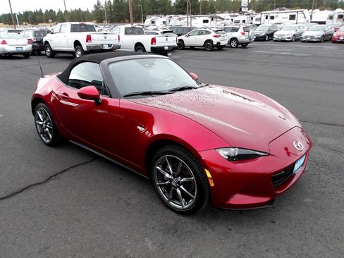 Used 2022 MAZDA MX-5 Miata Grand Touring image 7