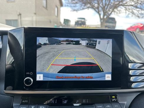 Used 2025 Toyota Camry LE image 17