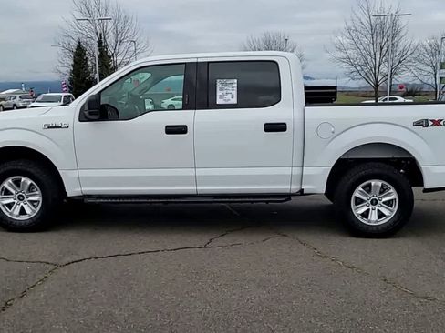 Used 2020 Ford F150 XLT w/ Trailer Tow Package image 5