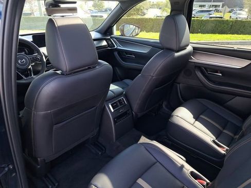 Certified 2024 MAZDA CX-90 3.3 Turbo w/ Premium Plus Pkg image 12