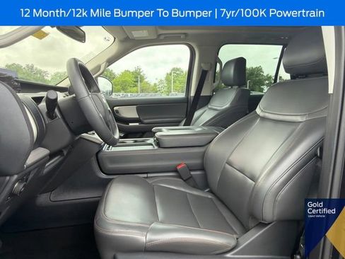 Used 2025 Ford Expedition Active AWD/4WD image 34