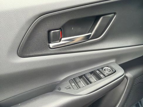 Used 2024 Toyota Prius XLE image 32