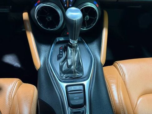 Used 2020 Chevrolet Camaro LT w/ RS Package RWD image 17