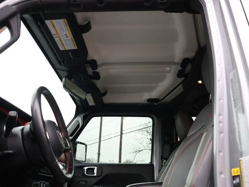 Used 2020 Jeep Wrangler Unlimited Rubicon AWD/4WD image 37
