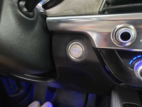 Used 2022 Kia Telluride EX w/ EX Premium Package image 21