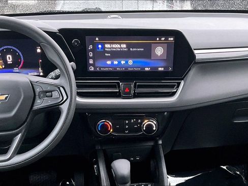 Used 2025 Chevrolet TrailBlazer LT image 6