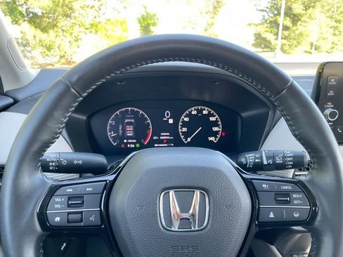 Used 2023 Honda HR-V EX-L image 21