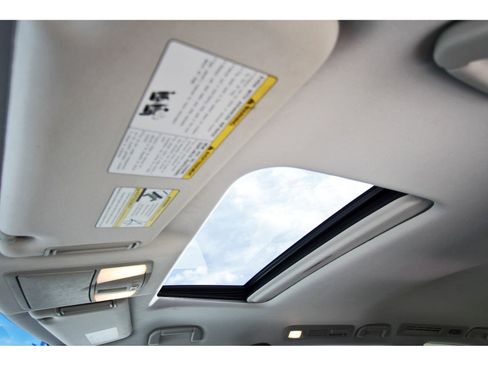 Used 2017 Nissan Armada SL w/ Moonroof Package image 32