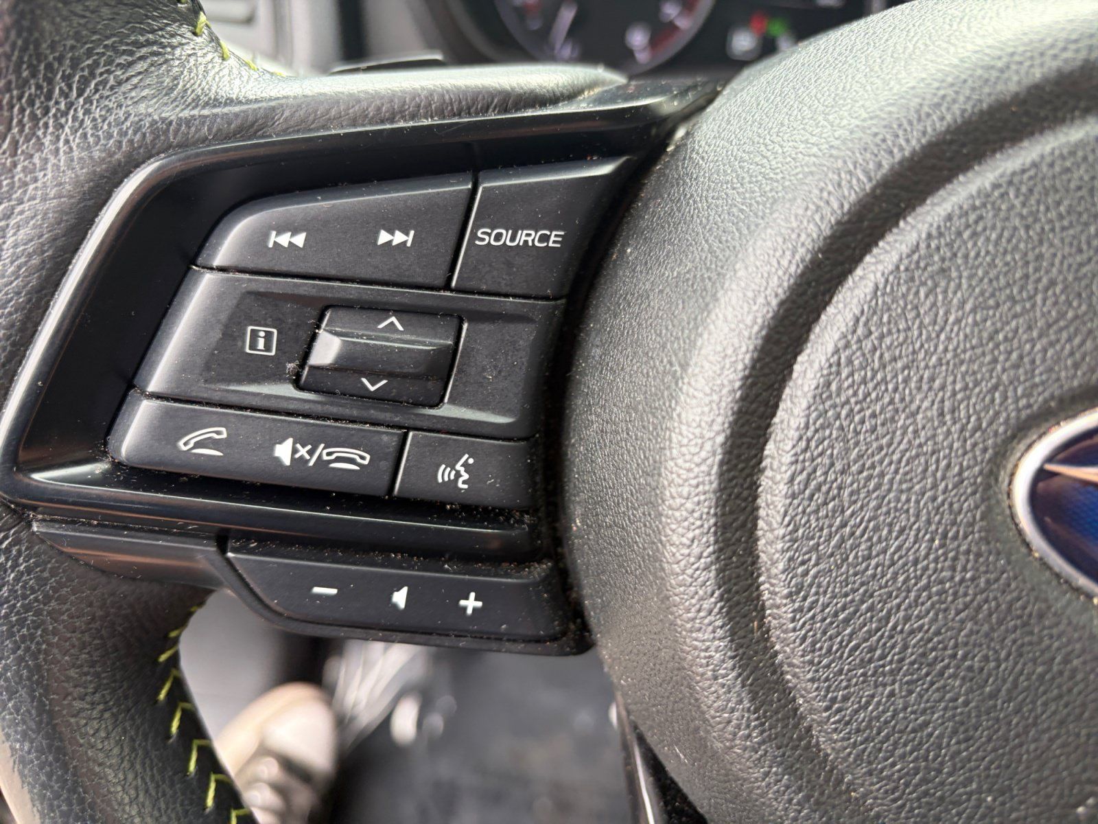 Used 2023 Subaru Ascent Onyx Edition Limited AWD/4WD image 18