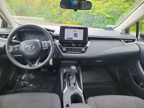 Used 2023 Toyota Corolla LE FWD image 18
