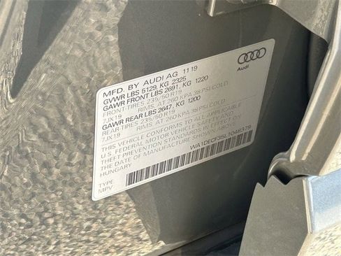 Used 2020 Audi Q3 2.0T Premium w/ Convenience Package image 32