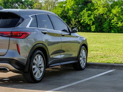 Used 2019 INFINITI QX50 Luxe w/ Cargo Package FWD image 14