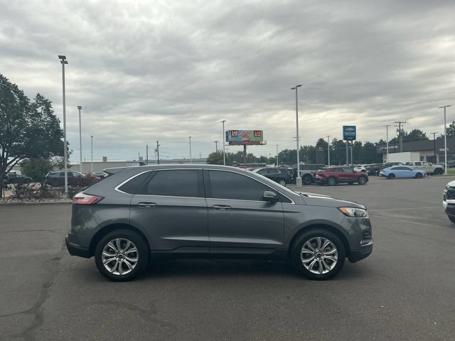 Used 2024 Ford Edge Titanium AWD/4WD image 2