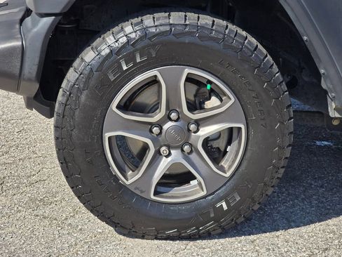 Used 2018 Jeep Wrangler Unlimited Sport S AWD/4WD image 22