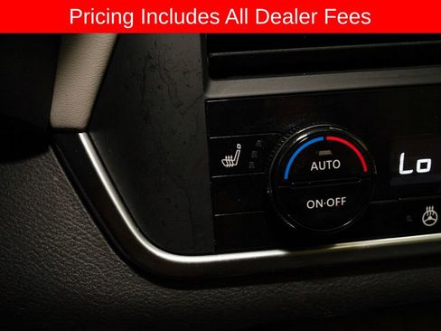 Certified 2023 Nissan Rogue SV w/ SV Premium B Package FWD image 16