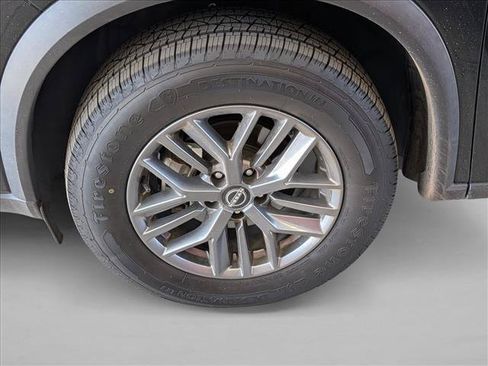 Used 2024 Nissan Rogue S FWD image 29
