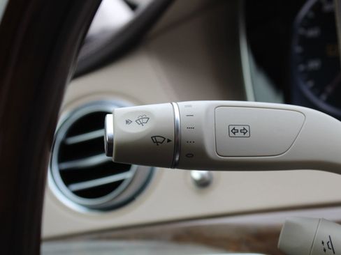 Used 2015 Mercedes-Benz S 550 4MATIC Sedan image 33
