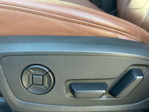 Used 2022 Audi Q3 2.0T Premium Plus w/ Premium Plus Package image 55