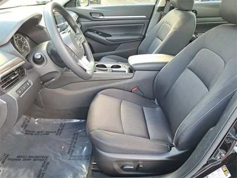 Used 2023 Nissan Altima 2.5 SV image 17
