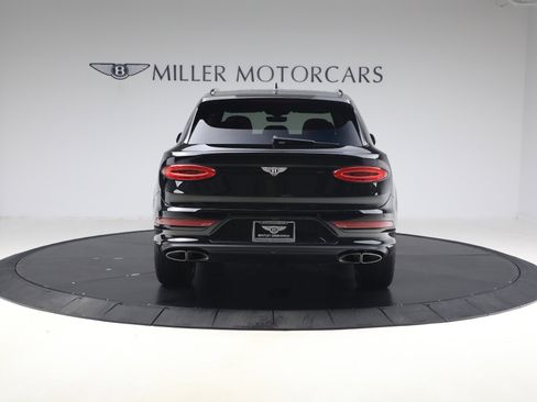 Used 2022 Bentley Bentayga AWD/4WD image 6